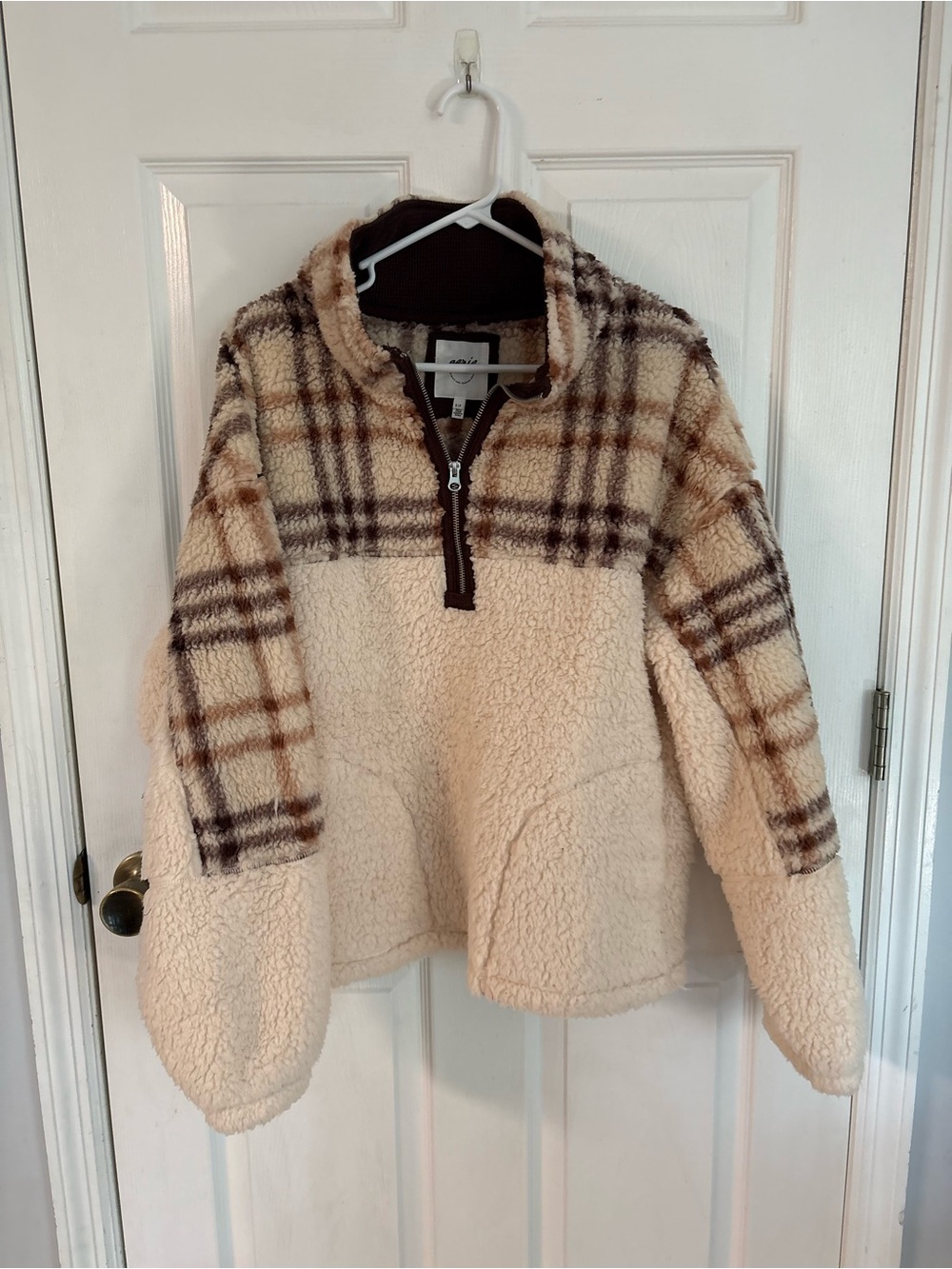 new aerie Cream Sherpa Pullover with Brown Plaid Accents